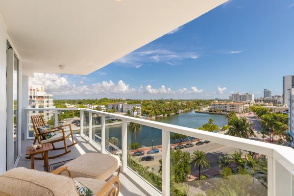 Cost of Balcony Construction in Fayetteville
